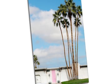 Impresión de Palm Springs, fotografía de puerta rosa, decoración moderna de mediados de siglo, arte de pared, impresión de puerta en tonos pastel, fotografía de viajes, regalos para ella