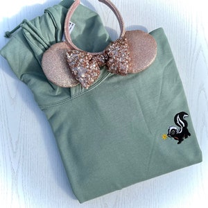 Flower skunk bambi Embroidered Unisex top T-shirt Sweatshirt Hoodie