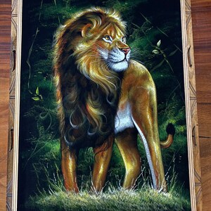 Handmålad sammet Standing Lion