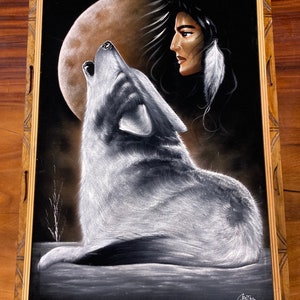 Handmålad sammet Moonlit Howling Wolf