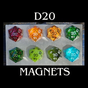 D20 Magnet  - Red thru Blue