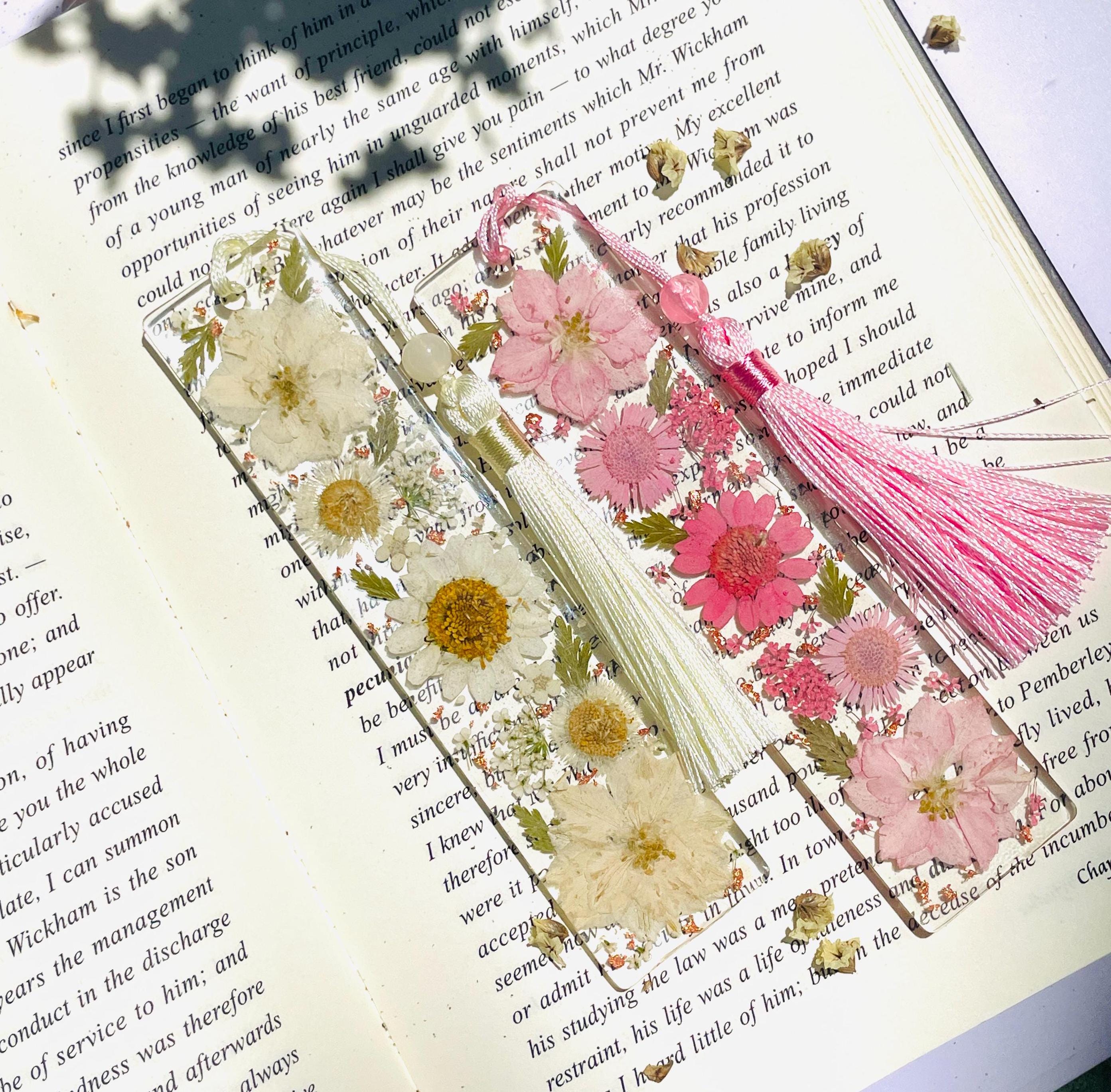Personalisiertes Blumen-Lesezeichen, gepresstes Blumen-Harz-Lesezeichen, getrocknete Blumen handgemachte Lesezeichen, Buchzubehör, Buchliebhaber Geschenk, Zurück zur Schule