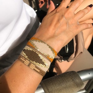 Joias em tons neutros / Pulseira rústica feita à mão / Pulseira em tons terrosos / Pulseira minimalista boho / Pulseira da amizade / Joia de presente boho