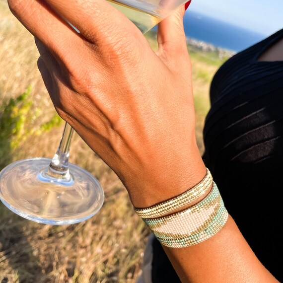 Summer bracelet deals colors