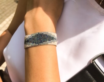Handmade Miyuki Beaded Bracelet: Cream, Gray, and Navy