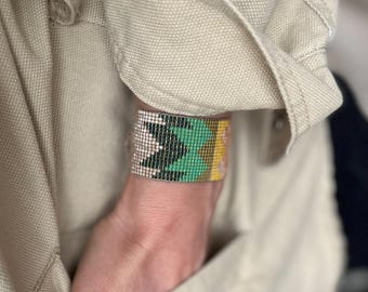 Beaded Bracelet Leaves / Handmade Beaded Bracelet / Beaded Loom Bracelet / Special gift / Boho style bracelet / Friendship bracelet