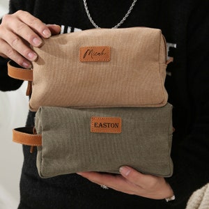 Trousse de toilette personnalisée pour homme, cadeaux de garçons d'honneur, trousse de toilette personnalisée, trousse de toilette en cuir pour lui