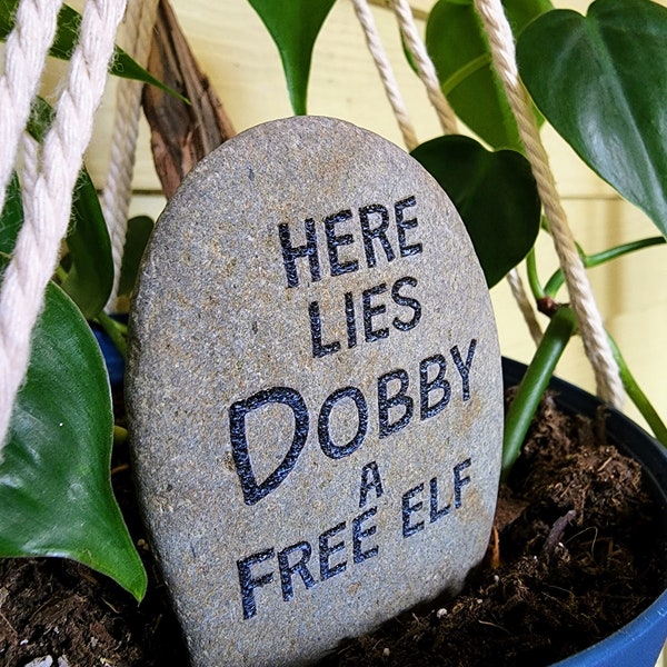 Dobby Headstone Plant Ornament