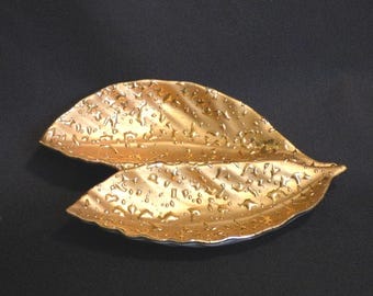 Weeping-Bright 22K Gold over Ceramic Leaf Shaped Hand Decorated Candy Dish 10"