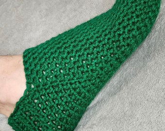 Men’s Crochet Footie PATTERN Size 6-12 | Crochet Socks Pattern