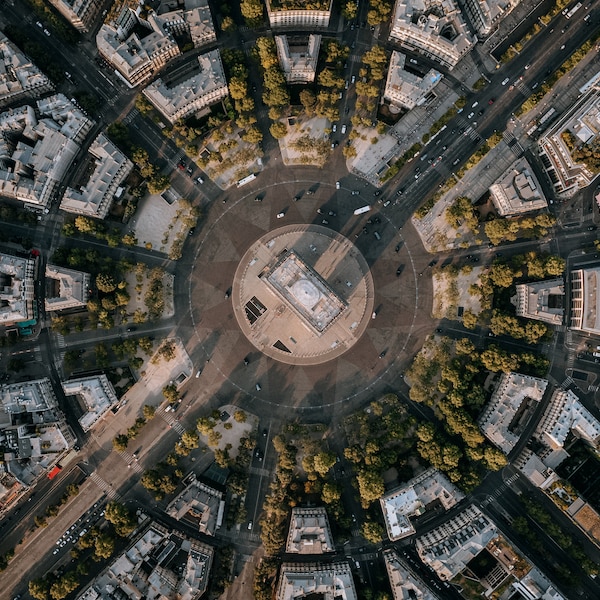 Print poster of the Arc de Triomphe district seen from the sky