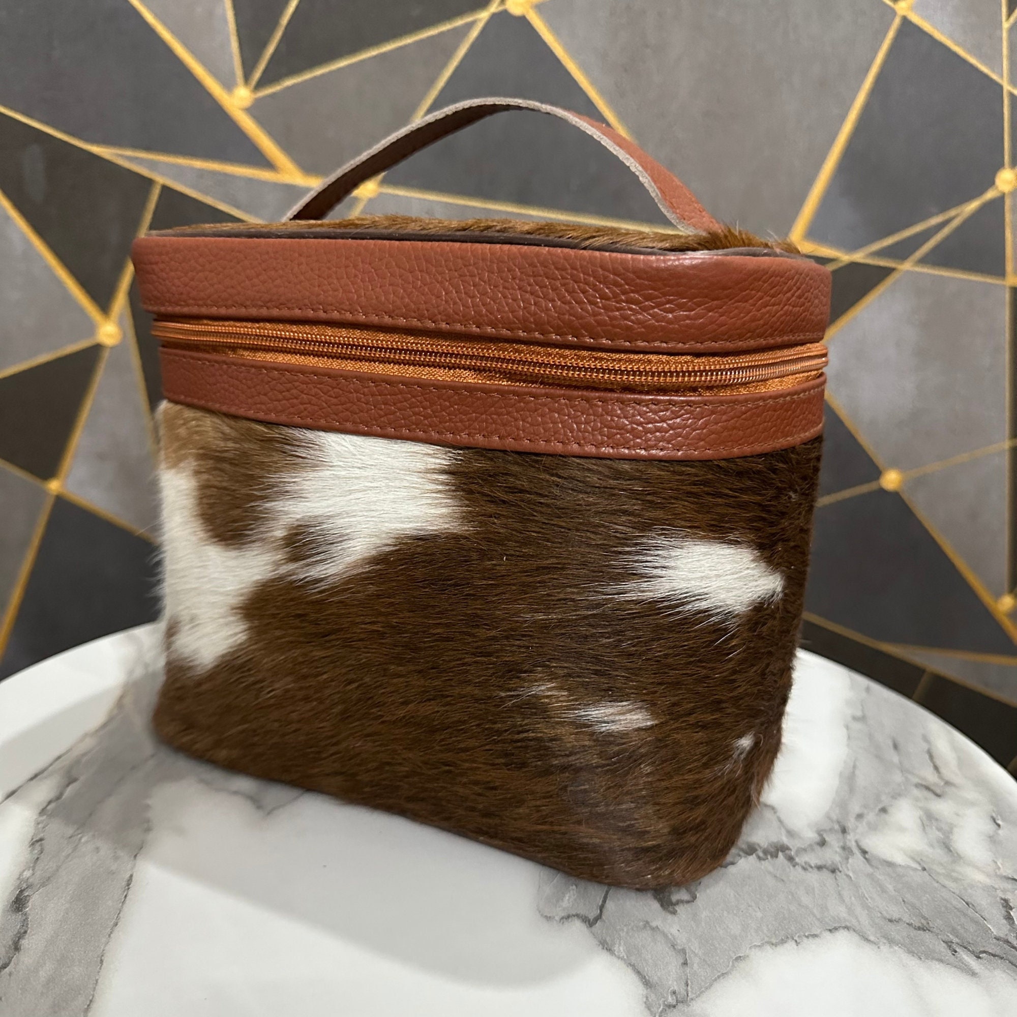 Upcycled LV Genuine Leather Cowhide Makeup Bag – Anagails