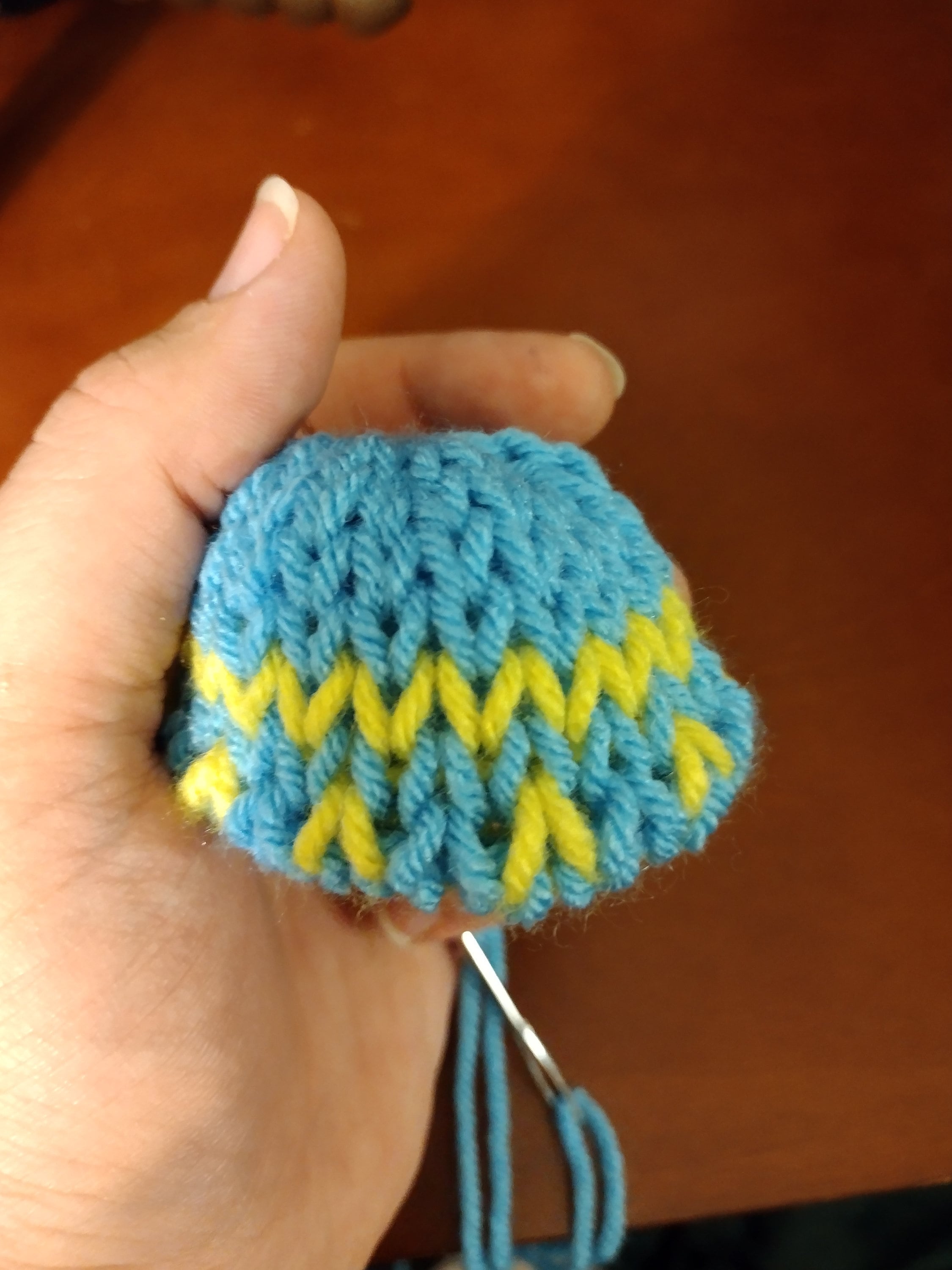 Beginner's Guide to Using a Circular Knitting Machine Downloadable ...
