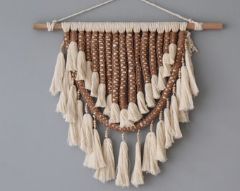 Small Macrame Wall Hanging: Boho Chic Fiber Art with Tassels