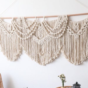Extra Large Macrame Wall Hanging, Bohemian Decoration, Woven Wall Hanging, Macrame Mural, Housewarming gift, Master bedroom wall art