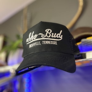 Sho BudPedal-Steel-Gitarre Retro Trucker Hat. Schwarz mit weißen Nähten