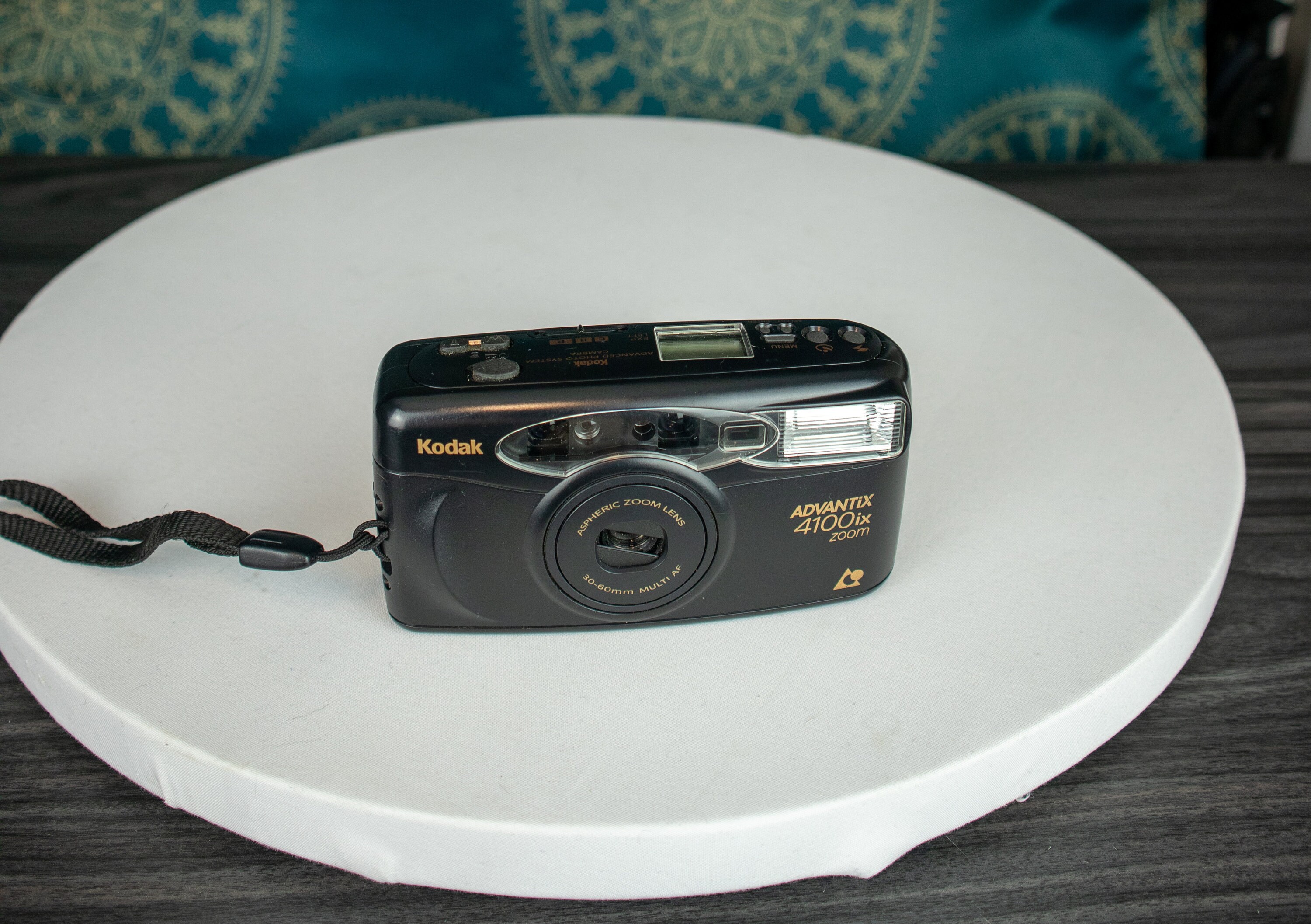 Kodak Advantix 4100ix Zoom 30-60mm Point Shoot APS Film Camera