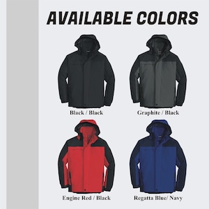 Pu&ograve; includere: Quattro giacche con cappuccio in diverse combinazioni di colori: nero/nero, grafite/nero, rosso motore/nero e blu regata/blu navy. Colori disponibili.