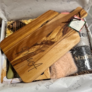 New Home Gift for Couple Wedding Gift Basket Housewarming Gift Set Personalized Charcuterie Board for Newlyweds Realtor Closing Gift Box