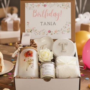Coffret anniversaire personnalisé coffret cadeau fleur de naissance design personnalisé nom tasse porte monogramme boîte à bijoux meilleur ami cadeau cadeau unique