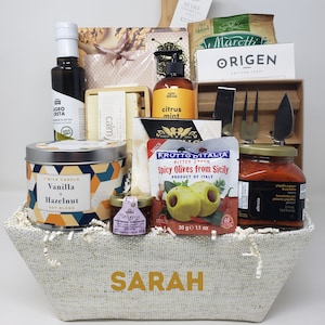 Housewarming Gift Basket Housewarming Gift For Couple Host Gift Housewarming Gift Personalized New Home Owner Gift Realtor Gift to Clients