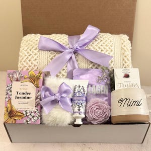 Bereavement Care Package Premium Comfort Collection Personalized Memorial Gift Box Large Soft Blanket Custom Ceramic Mug Cozy Socks Herbal Tea Set Luxury Candle Spa Items Golden Spoon Heartfelt Message Card Complete Support Bundle