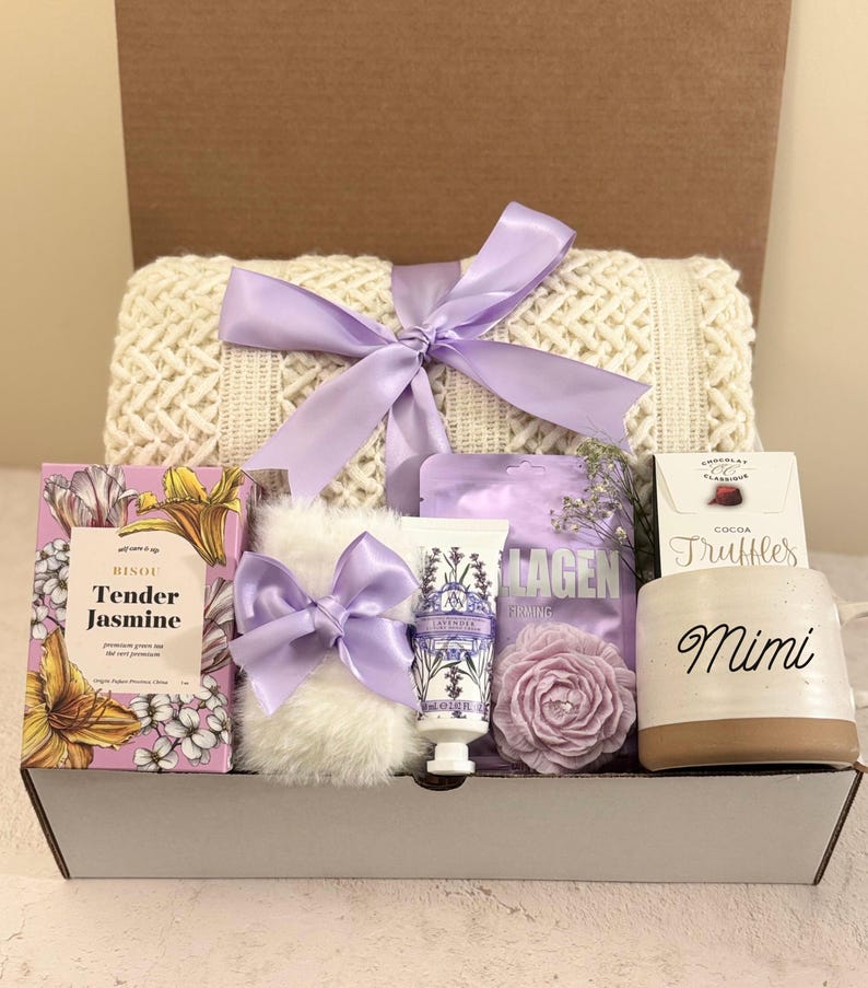 Bereavement Care Package Premium Comfort Collection Personalized Memorial Gift Box Large Soft Blanket Custom Ceramic Mug Cozy Socks Herbal Tea Set Luxury Candle Spa Items Golden Spoon Heartfelt Message Card Complete Support Bundle