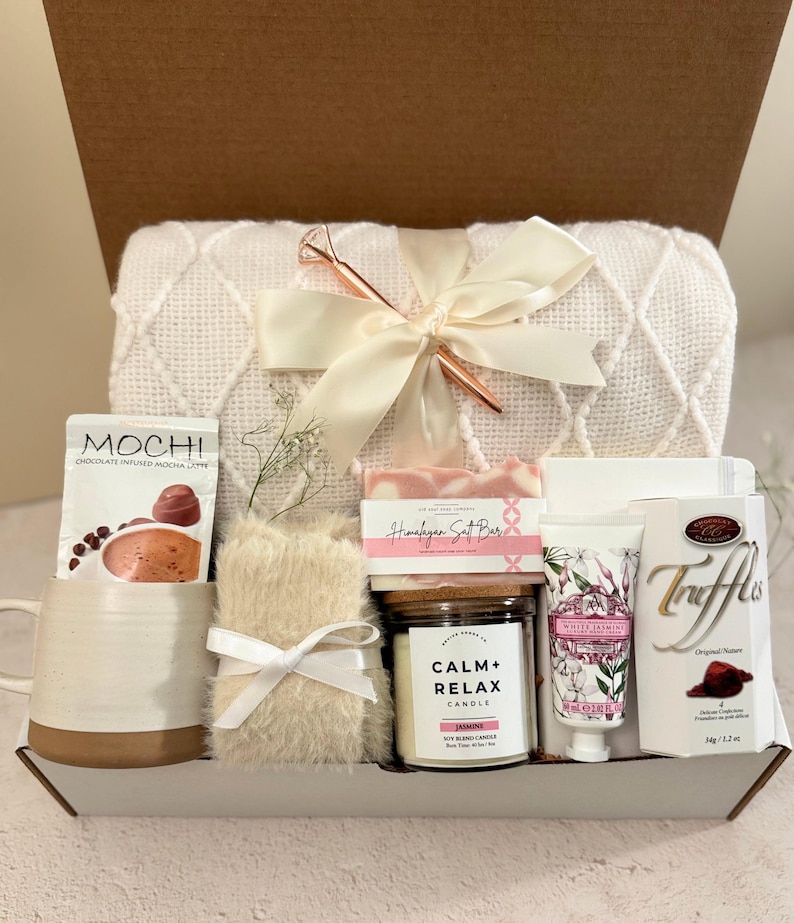 Comfort Gift Collection Personalized Sympathy Box Premium Memorial Package Large Comfort Blanket Custom Name Mug Soft Socks Herbal Tea Set Premium Candle Self Care Items Golden Spoon Personal Note Card Complete Support Bundle