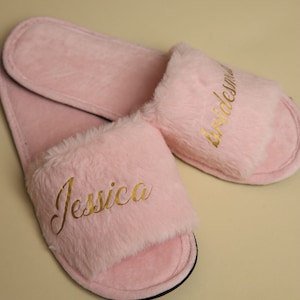 Personalized Women's Bridesmaid Slippers for Women Cozy Slippers For Bridesmaid Proposal Slippers For Bridal Party Customizable Slippers