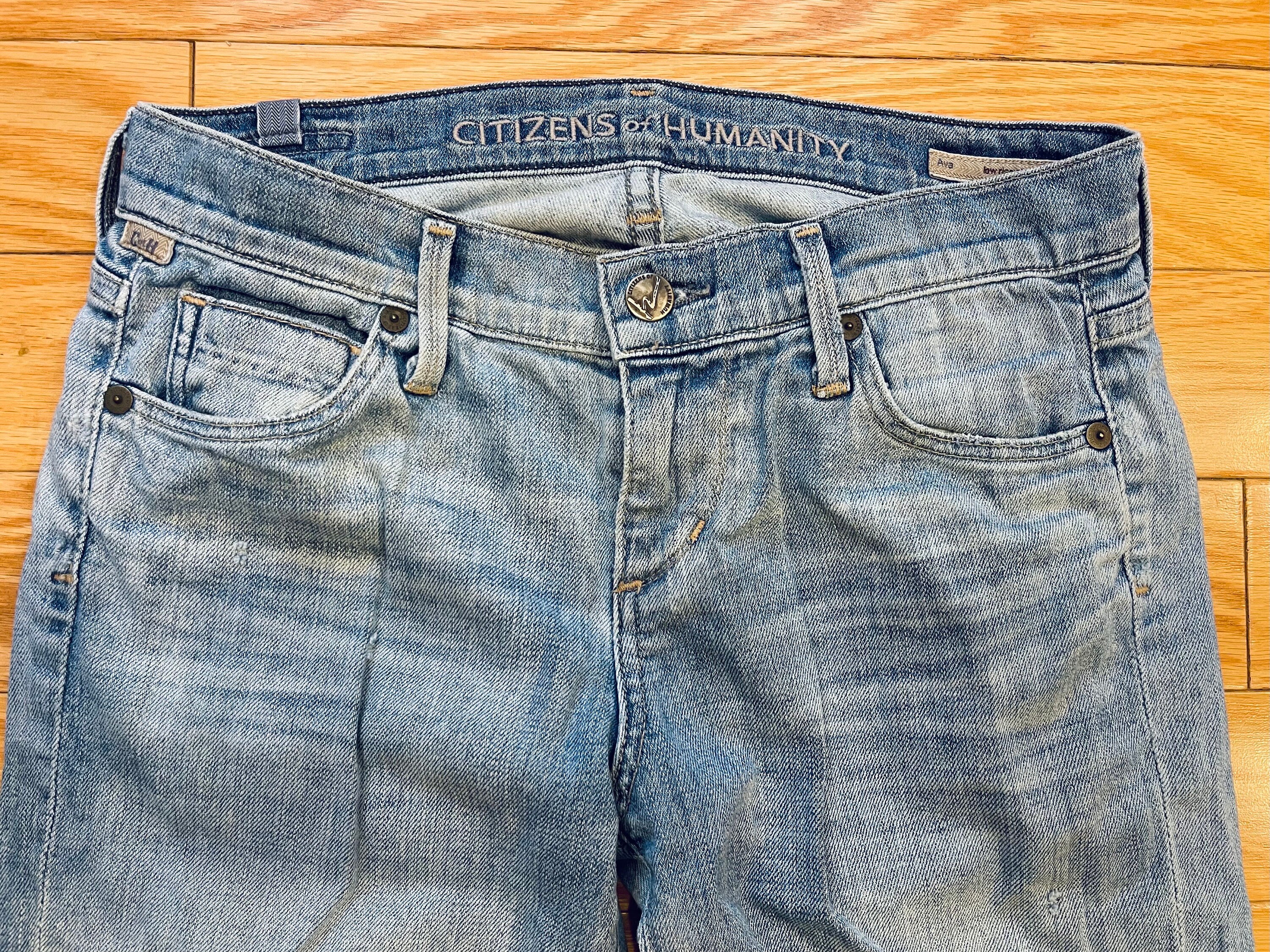 Citizens of Humanity Light Wash Low Rise Straight Leg “ava