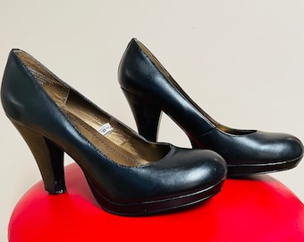 Schwarz Gestapelte Plattform High Heel Pumps Neu Ohne Box Matte Black Party Schuhe Club Schuhe Schuhe für besondere Anlässe Capsule Garderobe