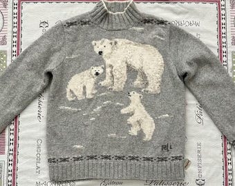 SÄLLSYNT Vintage Ralph Lauren Vintertema Lammull Handstickad Intarsia Tröja Polotröja Med Polotröja I Mönster, Vinterhelger Storlek S