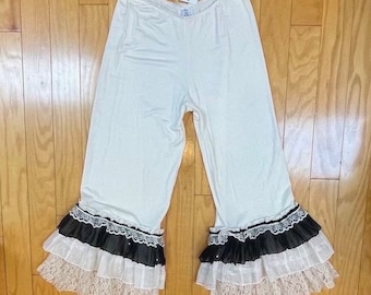 Pantalones bombachos con volantes en el dobladillo de encaje, estilo grunge de los 90, originales, hechos a mano, nuevos con etiqueta, sin usar, jersey suave, dobladillos con volantes escalonados, encaje, lentejuelas, cintura elástica.
