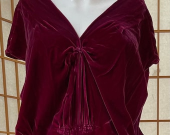 Wunderschöne 1900er Jahre SELTENE viktorianische Burgund Weinrot Samt Ärmelloses Abendkleid Partykleid Antiker Samt