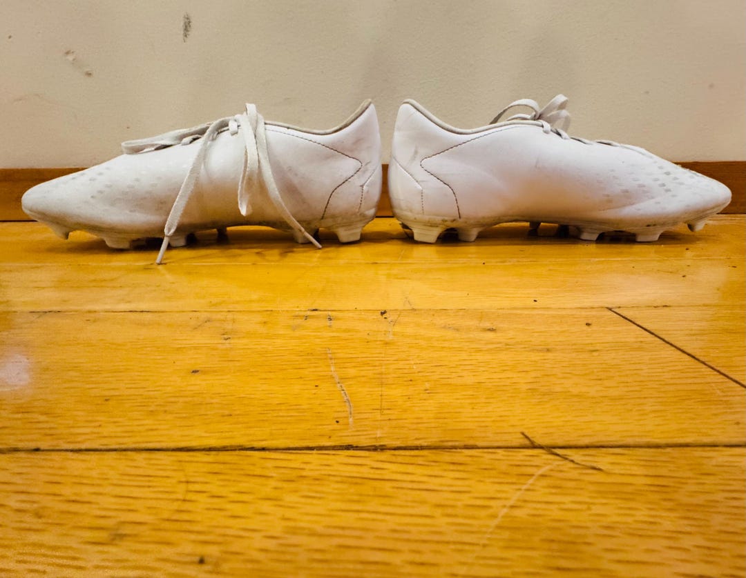 Men’s ADIDAS Cleat Shoes Perfectly Broken in Super Tough Grippy Treaded ...