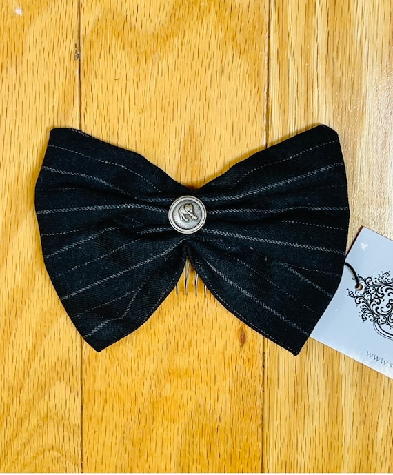 Pinstripe Bow Hair Comb Black With Thin Grey Pinst