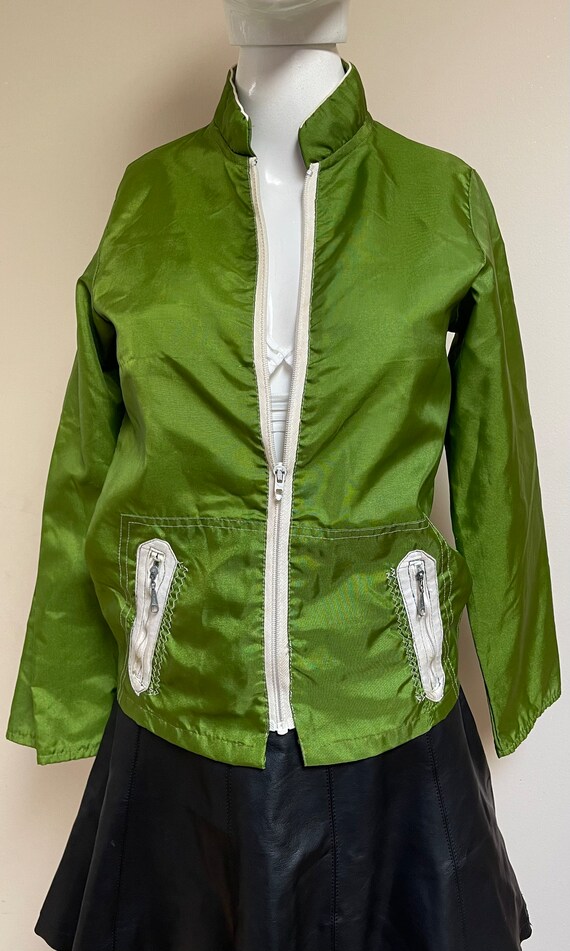 1970s Sears Windbreaker Apple Green White Contras… - image 2