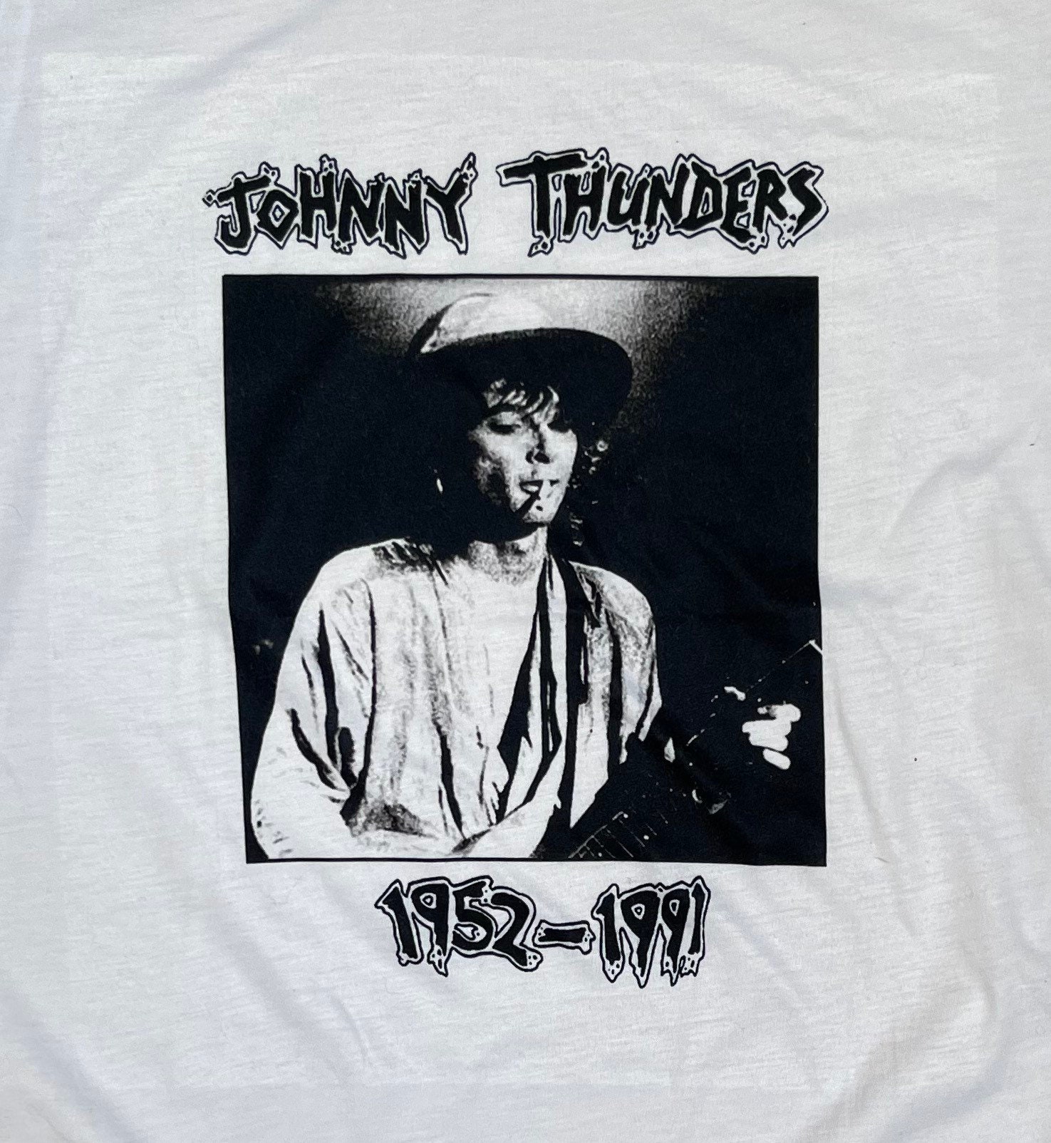 1990s Vintage Johnny Thunders T-shirt Punk Rock God LAMF New 1990s Vintage Johnny Thunders T-shirt Punk Rock God LAMF New