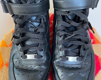 black nike high tops mens