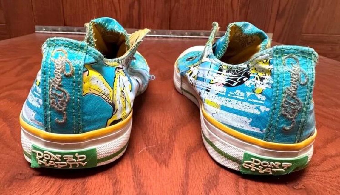 90s Bird of Prey Tattoo Flash Sneakers Lace Up Tennis Shoes Amazing Cool Distress Retro U.S. Women’s Size 7, foto 3 di 5