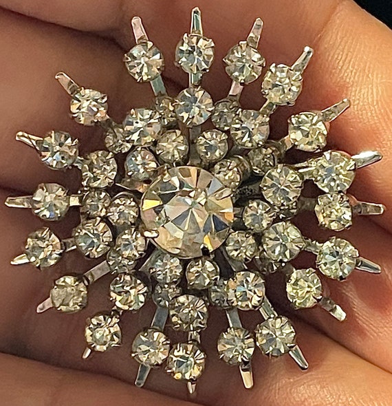 1960s Vintage Starburst Crystal Rhinestones Brooc… - image 2