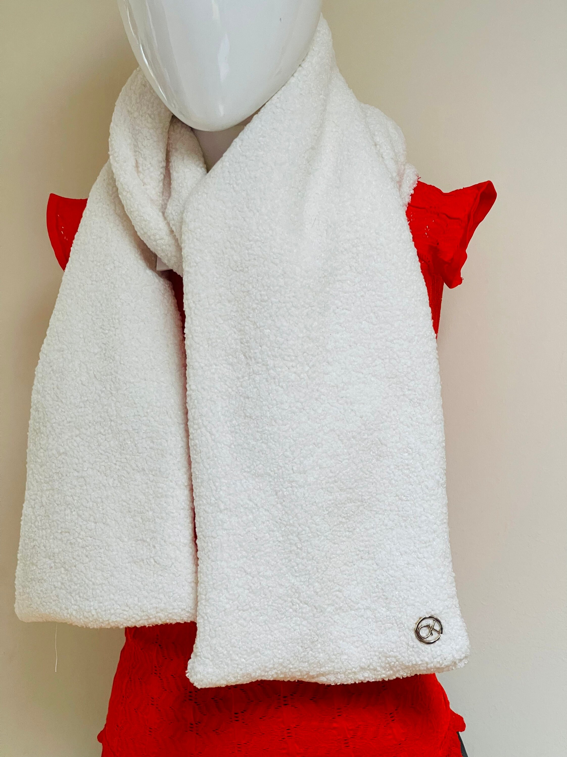 Calvin Klein New With Tags Faux Fur Winter White Long Oblong 