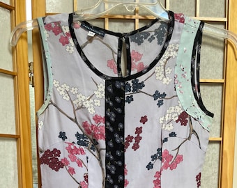 Beautiful Y2K Sleeveless Asian Cherry Blossom Floral Pattern Above The Knee Column Party Dress Contrasting Fabric Details Sparkles