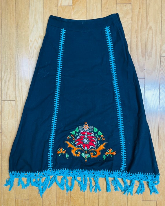 Vintage Nepalese Folklore Midi Midaxi Silk Skirt With Patchwork Floral  Ethnic Bohemian Hippie Folk 1980s 80s Made in Nepal - Etsy Hong Kong