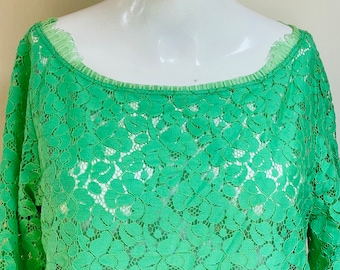 NWT Grass Green Floral Lace Ladies Pullover Blouse Y2K Bright Kelly Green Semi Sheer New With Tag Weston Wear Brand (Anthropologie) Size S