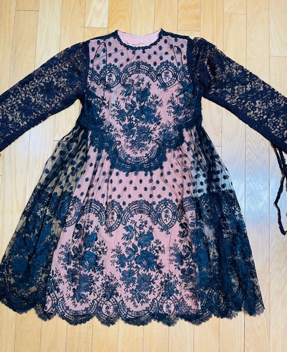 Stunning 1900s Era Lady’s Dress Floral Lace Ladie… - image 1