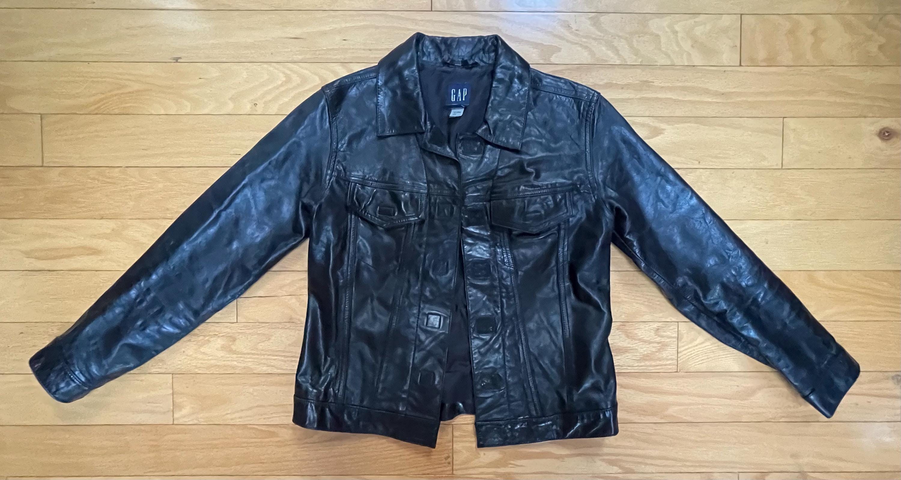 Gorgeous 90s GAP Brand Black Leather Jacket “jeans Jacket” Style 