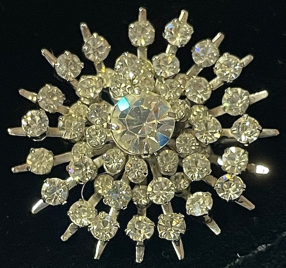 1960s Vintage Starburst Crystal Rhinestones Brooc… - image 1