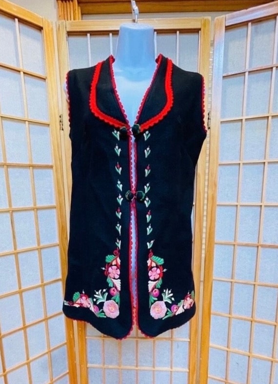Vintage Hungarian Handmade Embroidered Folk Vest F