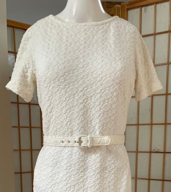 Elegant 1960s Handmade Ladies Cream Belted Column Dress Secretary Dress  Short Sleeves Knee Length Patterned Boucl Fabric Floral Geometric - Etsy